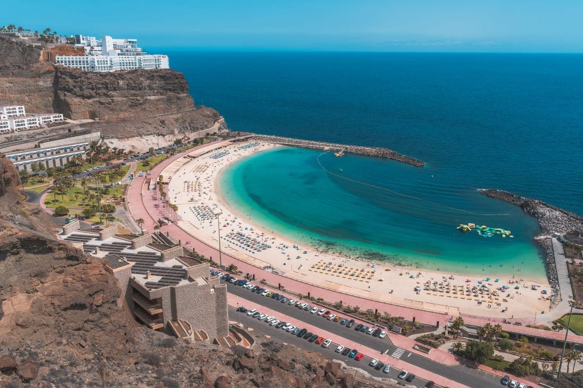 Aerial view of Amadores beach, next door to Puerto Rico
